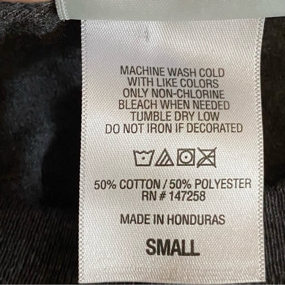 Simply Southern Old Town Road Tee Shirt Crew Neck L/S Size Small S Grey - Picture 6 of 8